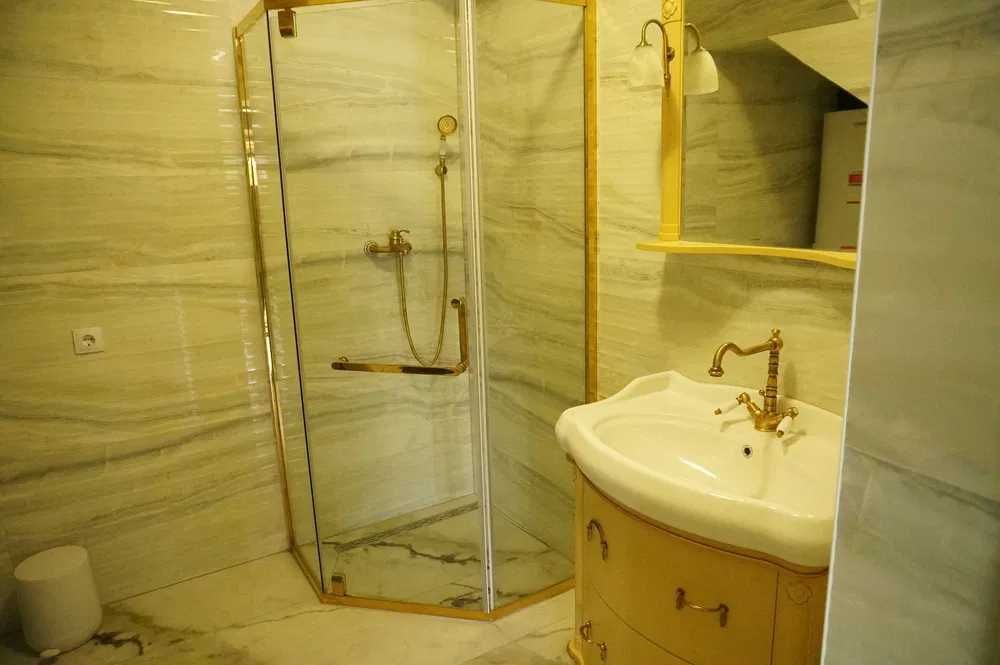 ШАЦЬК о.СВІТЯЗЬ Будинок оренда, є чан, спортивна риболовля на 3+ сім*ї