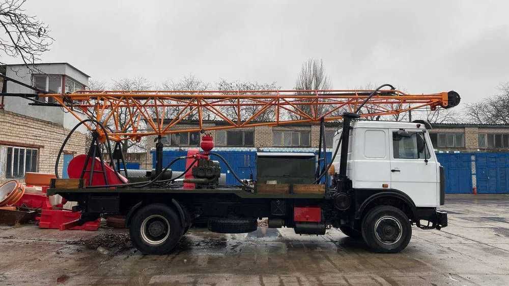 Бурова установка УРБ 2.5-А на базі МАЗ 53363 2000