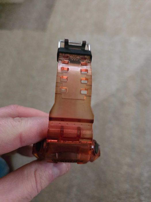 Zegarek Casio G-Shock GA-700SKE