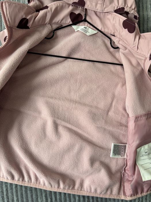 Водовідштовхувальна куртка softshell H&M