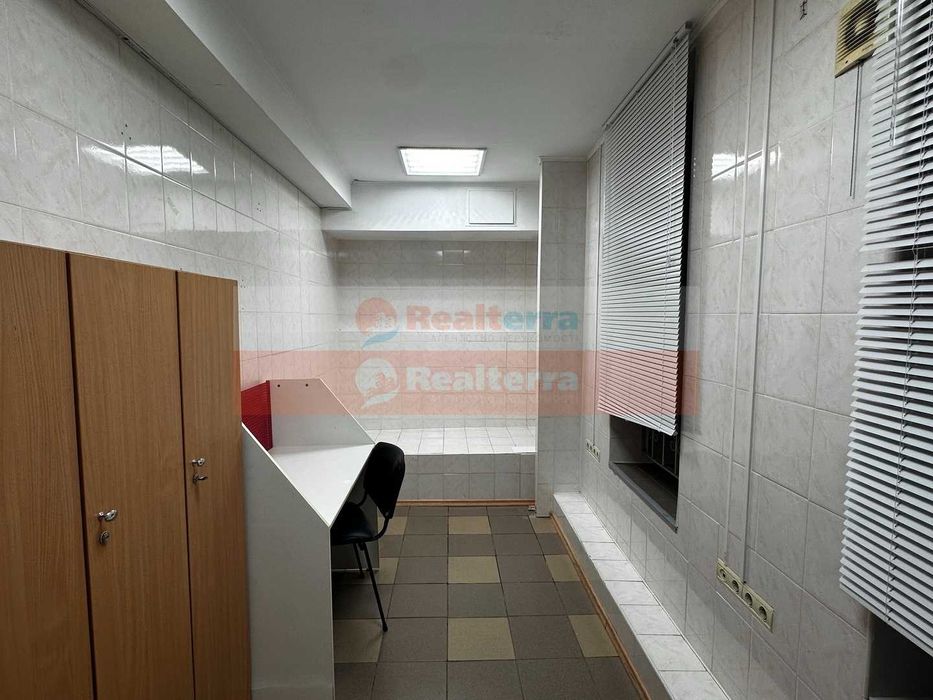 Без % Панаса Мирного, 9-Б. Печерський район, 85 кв.м.