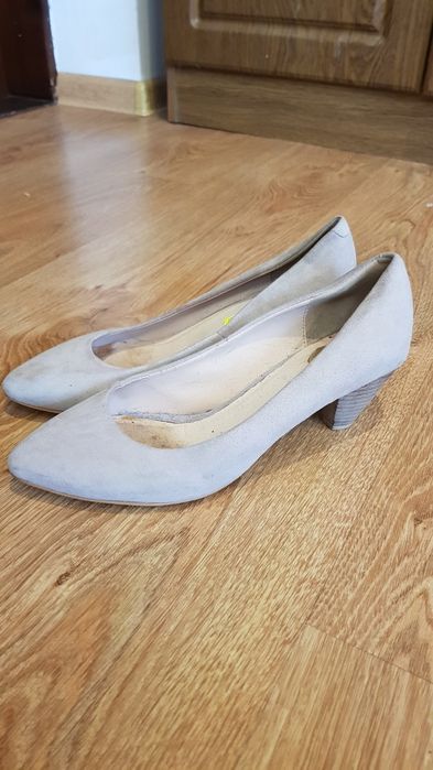 Туфлі 39 та 37 розмір