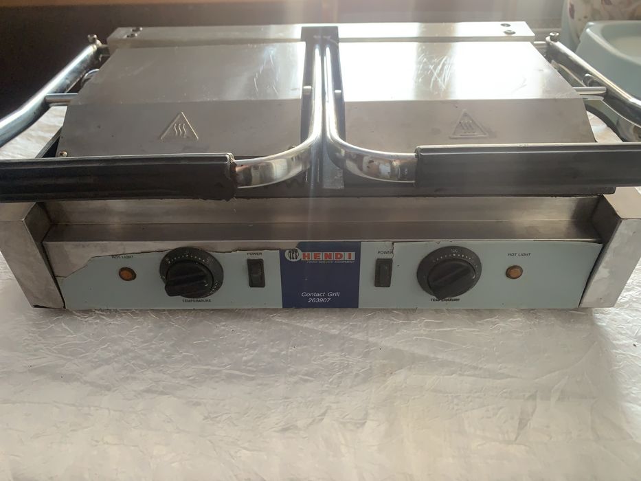 Гриль HENDI двойний