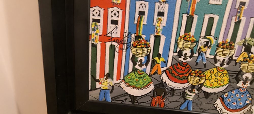 Vários quadros pintados a mão