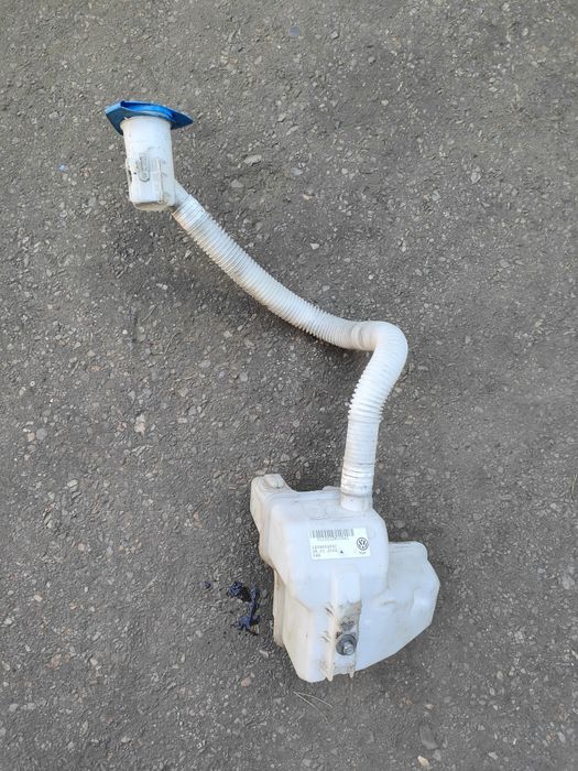 Volkswagen up zbiorniczek spryskiwaczy