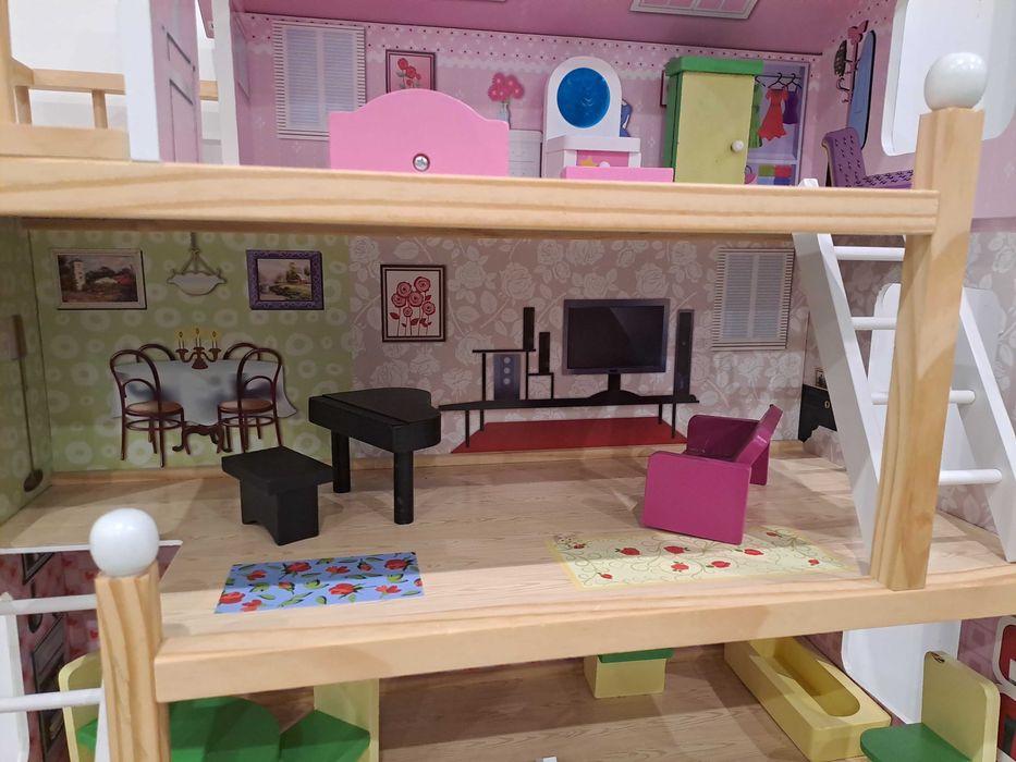 Casa de Bonecas 4 Andares com Acessórios
