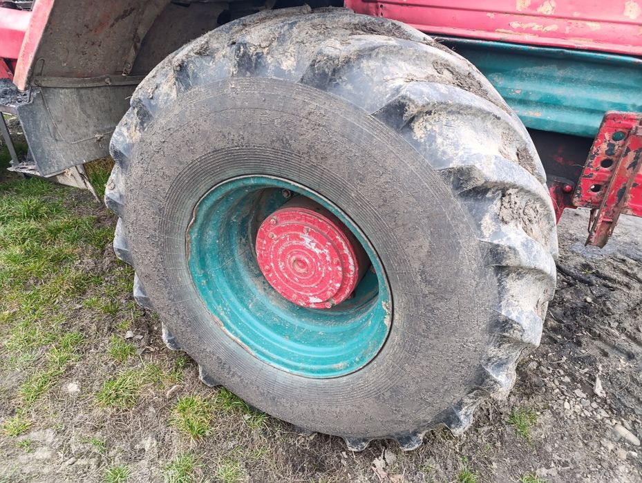 Хтз Т150 з плугом