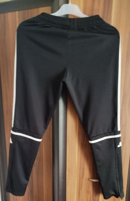 Spodnie dresowe chłopięce Adidas rozmiar 164 stan idealny