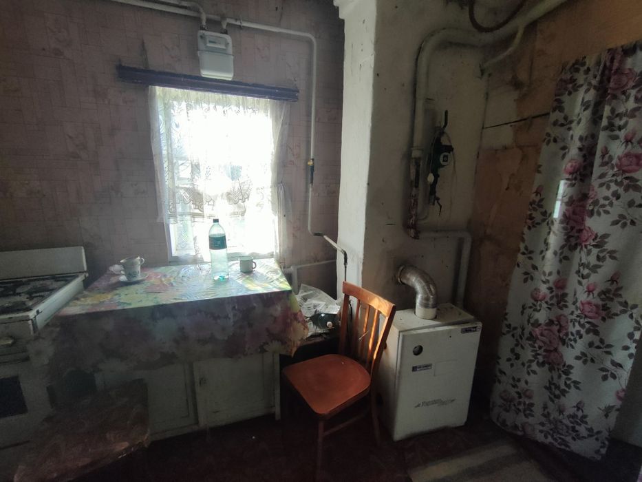 Гарний будинок під житло в селі Горбове