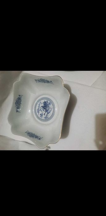 Cheerful Dishware Set445885231473643527