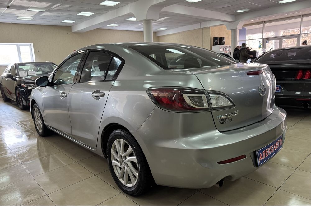 Mazda 3 Sedan 2.0i 16V 5АКПП 2012 р.в. (150 к.с.)
