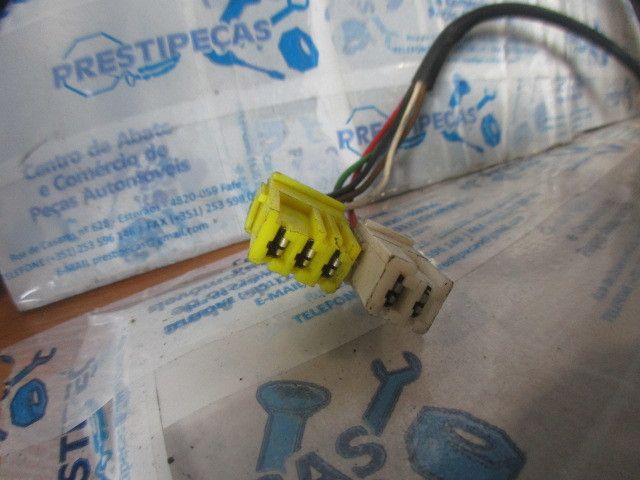 Retrovisor / espelho direito CITROËN Xantia (X1_, X2_)