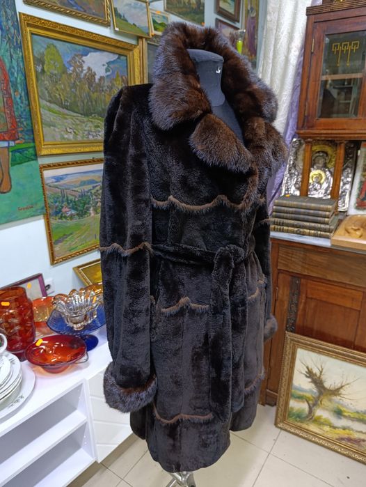 Шуба зі стриженого бобра,з норкою