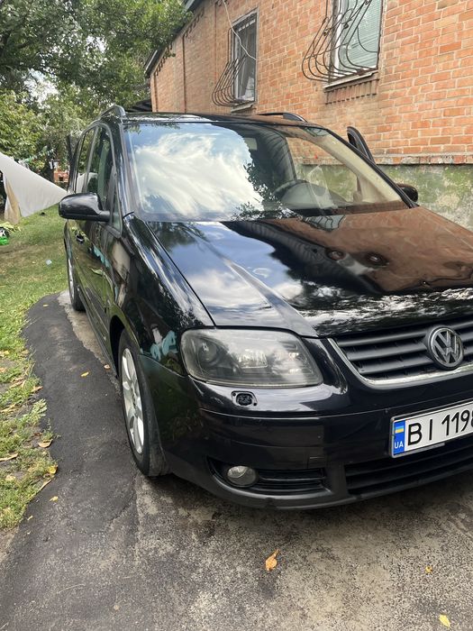 Продам Volkswagen Touran