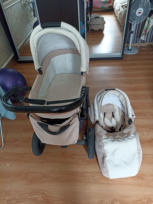 Продам каляску  2в1