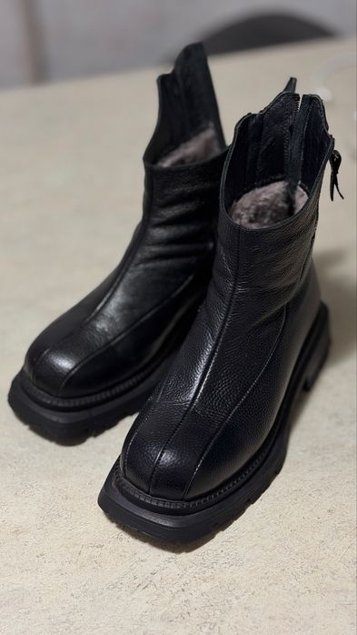 Ботільйони, черевики