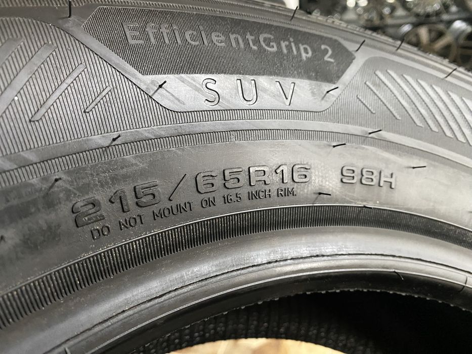 215/65/16 98H GOODYEAR Efficient Grip 2 SUV
