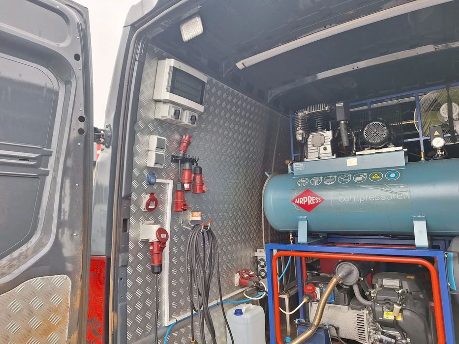 Iveco 35S18 Mobilna Wulkanizacja - Serwis Opon - warsztat - tylko 11 tyś km - 3 litry 180KM  Mobilny Serwis Opon - Wulkanizacja - Warsztat - serwis - FV23% - 11tyś