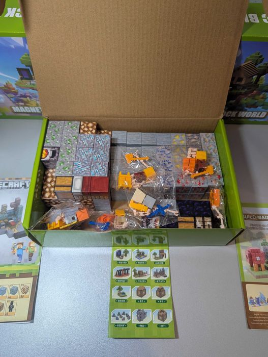 Магнітний Конструктор Minecraft 128шт + 8 Фігурок Майнкрафт Кристали