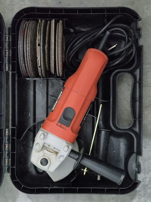Rebarbadora BLACK & DECKER 1200W