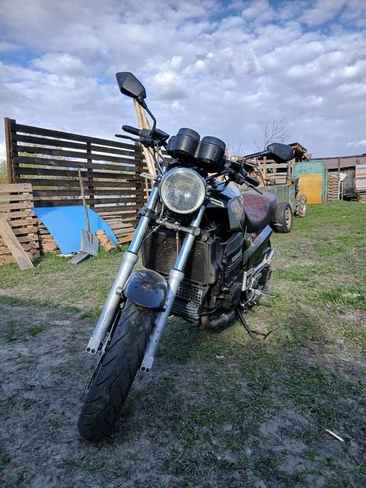 Продам стритбайк Honda