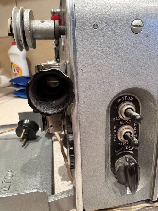 Кінокамера Лада