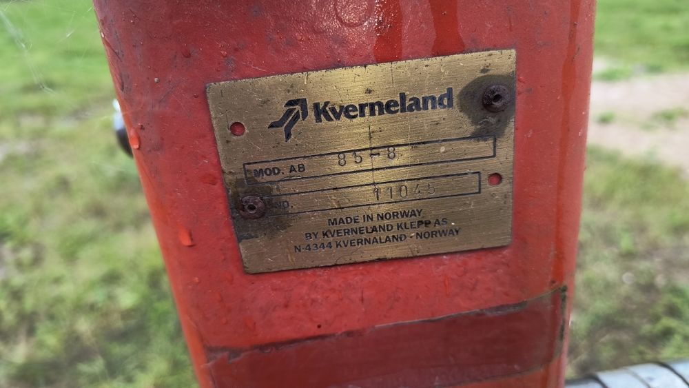 Plug AB 85 3 skibowy bardzo ładny stan oryginał