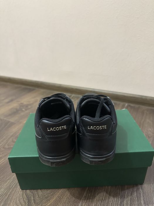 Продам кеды Lacoste