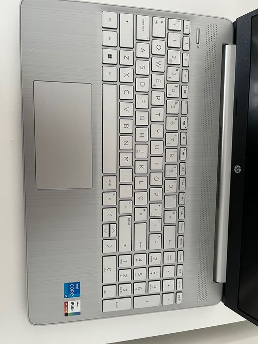 Computador Portátil HP I5