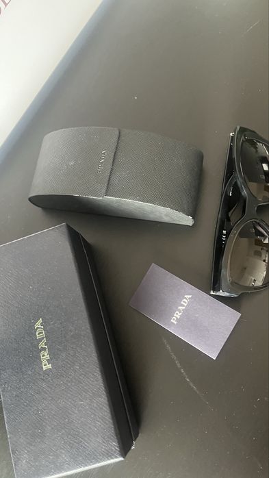 Oryginalne Okulary Przeciwsłoneczne PRADA SPR 17Z Czarne