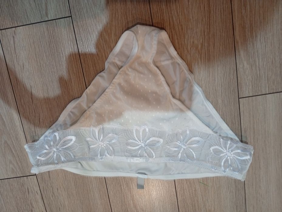 Majtki damskie bielizna NOWE Triumph