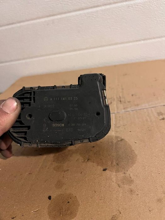 Дросельна заслінка Mercedes w202 w203 w208 w209 w210 r170 0280750074