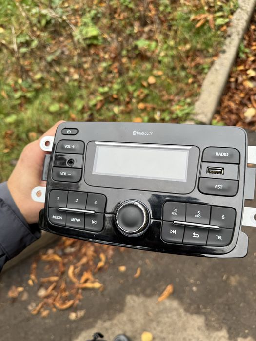 Продам магнитолу reno duster 2021