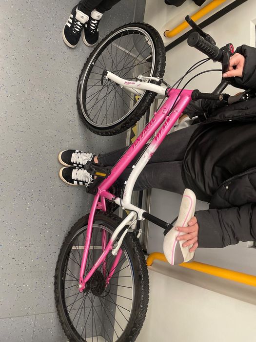 Bicicleta Criança/Adolescente B'Twin (Roda 24) – Muito Bom Estado