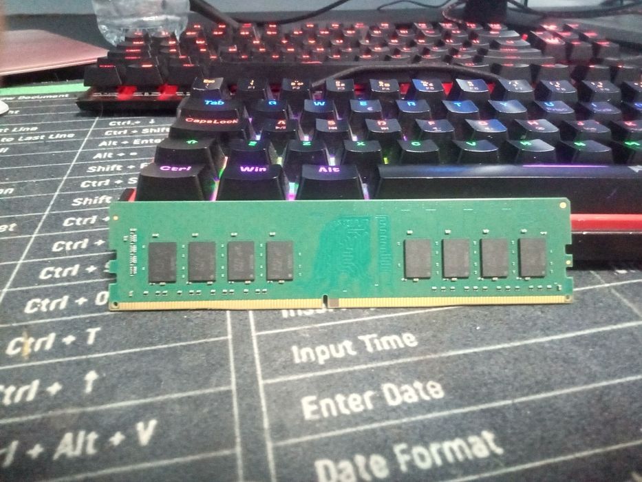 Memória RAM Crucial 8GB DDR4 3200MHz