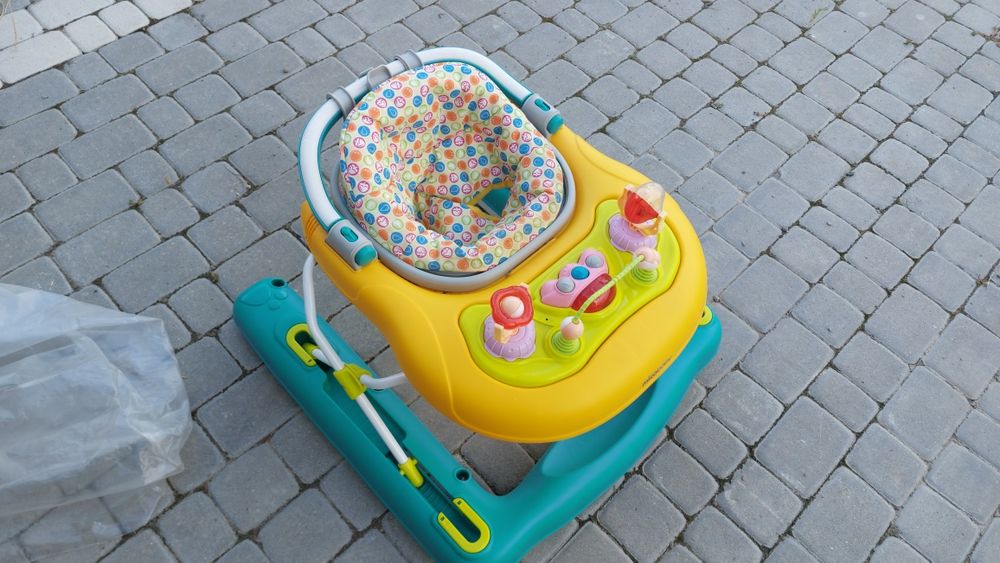 Продам ходунки дитячі