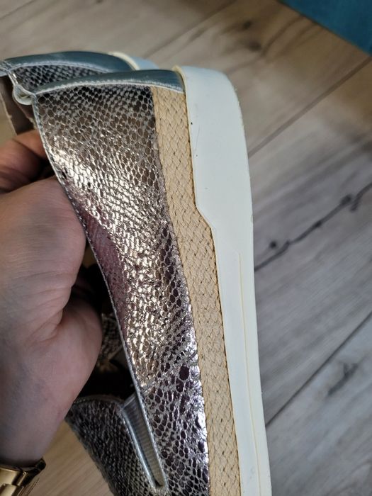 Espadryle Caprice skóra
