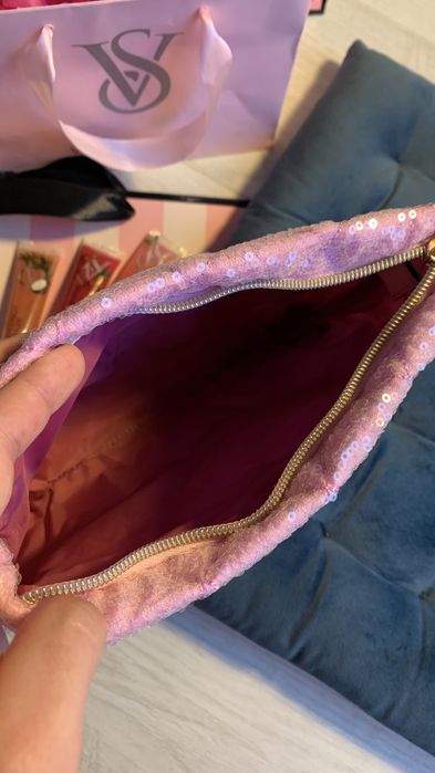 Косметичка Вікторія сікрет