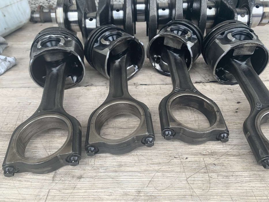 Коленвал колінвал 1.6 Hdi TDCI Ford Citroen Peugeot Fiat