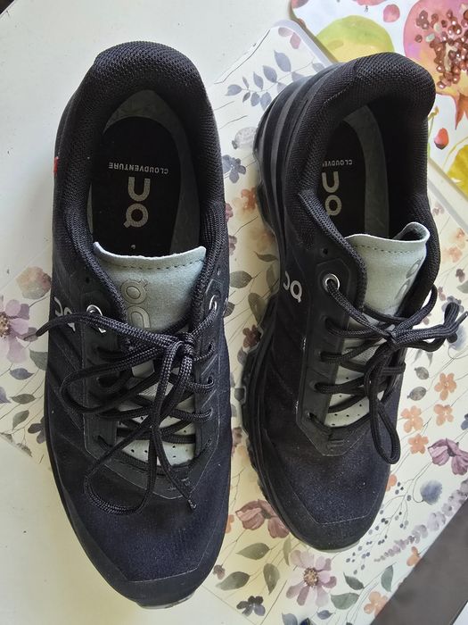 Sneakersy ON _ rozmiar 40