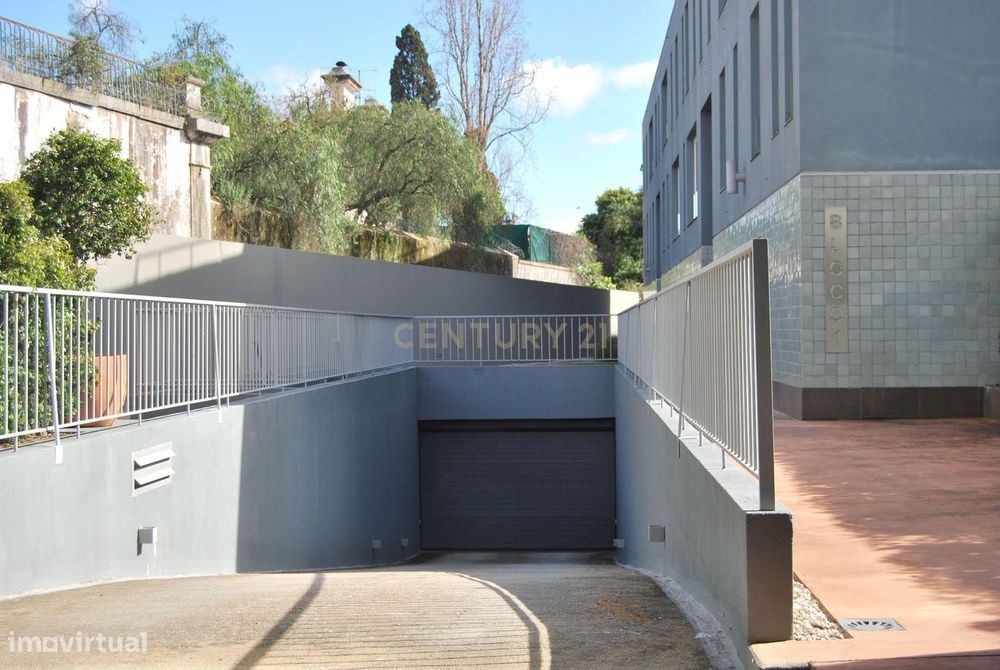 Arrendamento T2 Condomínio fechado – Junqueira/Alcântara , Lisboa