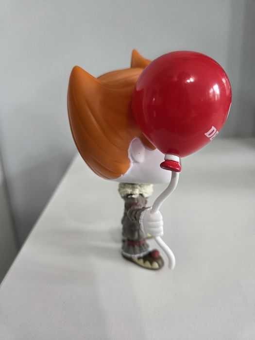 Figurka Funko pop Pennywise with balloon 780