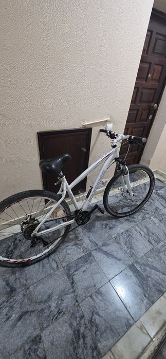 Bicicleta BTT Roda 29" - Rockrider Big RR (Branca)