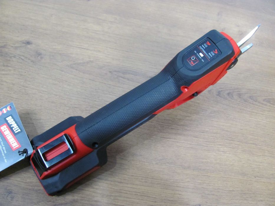 Секатор безщітковий серії Professional Einhell GP-LS 18/28 Li BL професійний та Секатор Einhell GE-LS 18 Li ножиці садові привезено з Німеччини