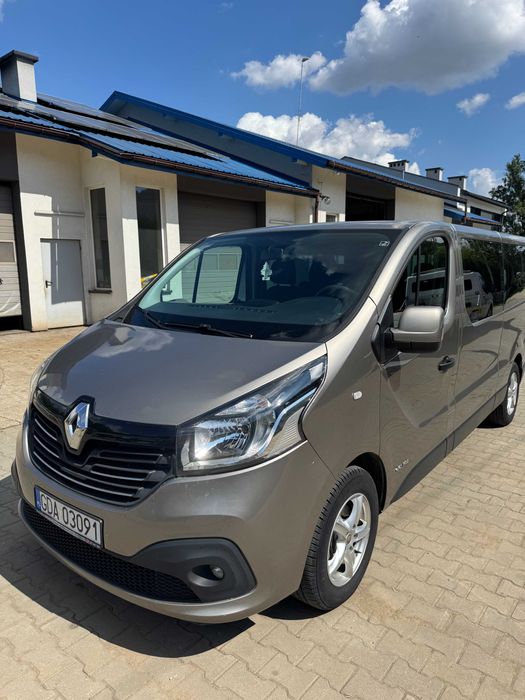 Renault Trafic OSOBOWY 2017 | Zadbany | Klima | ISOFIX |
