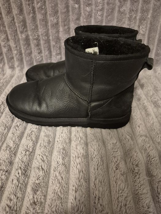 Чоловічі  теплі уги