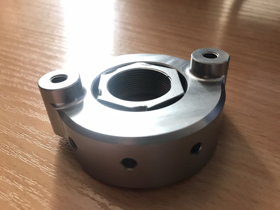 Scotts кріплення роторного демпфера