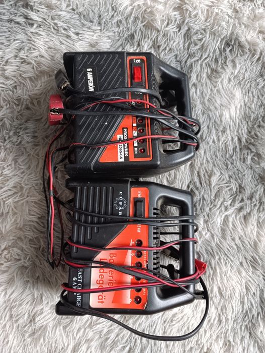 ładowarka samochodowa