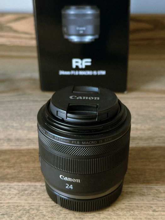 Об`єктив Canon RF 24 mm f/1.8 MACRO IS STM