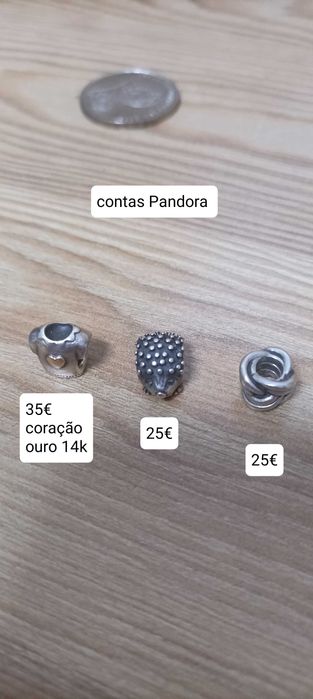 Joias de prata com detalhe em ouro, peças vintage